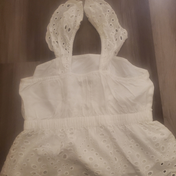 White peplum cotton pull over head top by Banana Republic - Picture 2 of 2